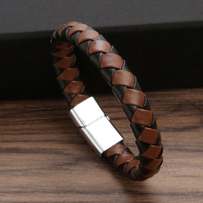 Stijlvolle leerachtige (Vegan) gevlochten herenarmband