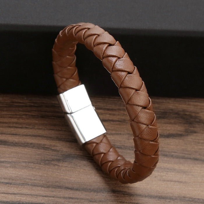 Stijlvolle leerachtige (Vegan) gevlochten herenarmband